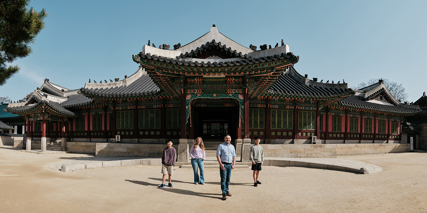 Changdeokgung Family Pictures - Seoul Photographer