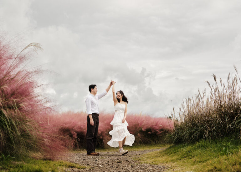 Pink Muhly Proposal - Jeju Island Photographer