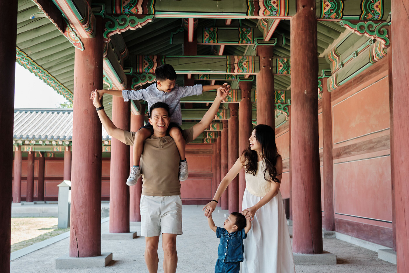 Candid Family Photographer in Seoul, Korea